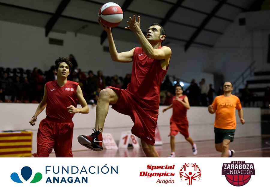Escuela de baloncesto de Fundación Anagan
